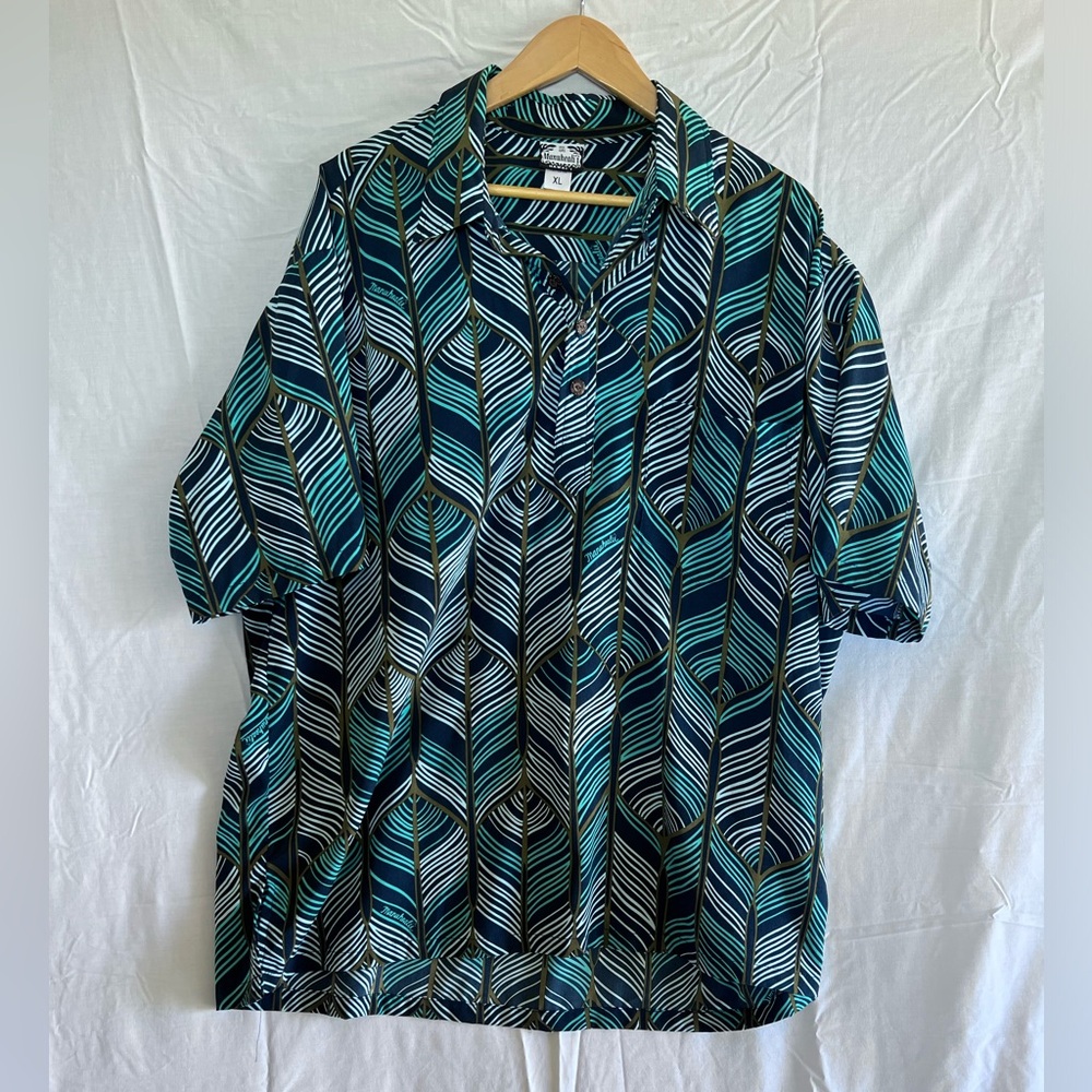 Menʻs XL Manuhealiʻi pullover